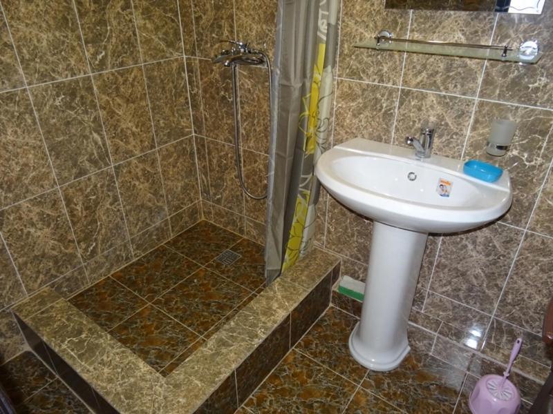 Гостевой Дом Пегас Otel Pitsunda Dış mekan fotoğraf